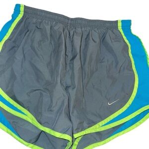 Women’s Nike Dri-Fit Tempo Shorts
